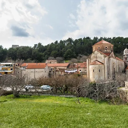 Kantunal Lejlighed *