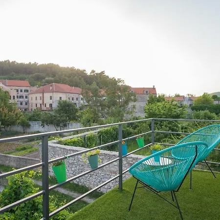 Kantunal Apartment Skradin