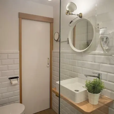 Kantunal Apartment Skradin